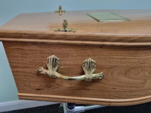 Traditional wood effect coffin - Image 3