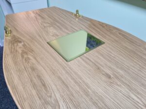Traditional Oak Veneered Coffin - Image 4