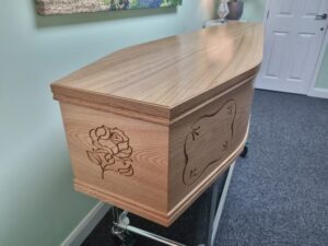 Light Oak Rose Coffin - Image 2